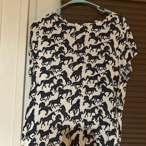 Short sleeve horse shirt
